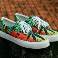 SEPATU VANS RASTA SEPATU PRIA SNEAKER SANTAI