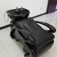 Kursi cuci rambut keramas (bekas barbershop)