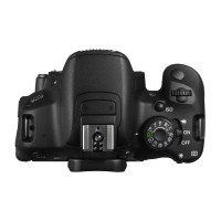 Kamera DSLR Canon EOS 700D 18-55 is STM