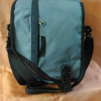 Tas selempang pria, merk Tracker