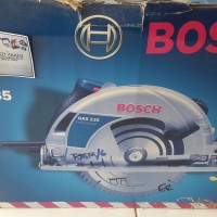 Mesin Gergaji / Circularsaw 9 inch merk bosch GKS235