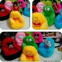 sofa singel boneka karakter hello kitty doraemon keropi pooh miki mini