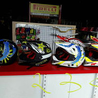 helm cross anak / motocross lokal