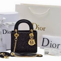 CHRISTIAN DIOR/ merk terlaris/ tas cantik/ super best seller