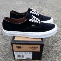 PROMO Sepatu Vans Authentic CA Bahan Suede Terbaru, wnk