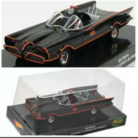 Jual miniatur diecast Batman mobil Bat mobile 1:24 Hotwheels Murah