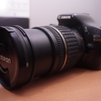 Kamera DSLR Canon 550D + Lensa Tamron 17-50mm f/2.8 + Flash YN560 iii