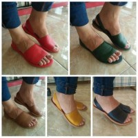 Sandal / Sendal Wanita Kulit Asli / Flat Teplek Nunung Tali Belakang