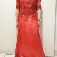 Sewa Gaun Pesta mama pengantin merah
