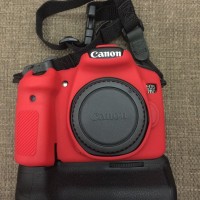 Canon EOS 70D Kit 18-135mm (wifi) with Lensa Canon Fix 50mm F/1.8 ii