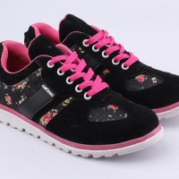 Sepatu Wanita Slip On Sneakers Kets Keren Branded - Cantiku HM 015
