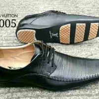 SEPATU KERJA FORMAL PRIA LOUIS VUITTON PANTOFEL TALI KULIT