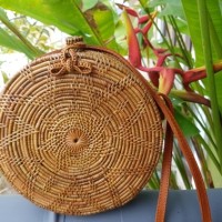 Jual Tas rotan bulat motif star ribbon20cm/handmade/aslilombok/murah/grosir Murah