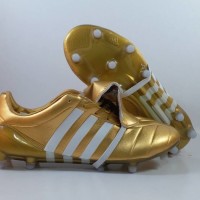 Sepatu Bola Adidas Predator Mania Gold FG Replika Import