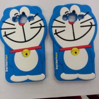 silicon boneka doraemon buat hp tipe samsung J3 2016