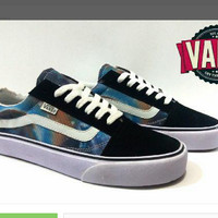 Sepatu Vans Old Skool Galaxy Hitam Motif/Casual/Distro/Import/ SPTK383