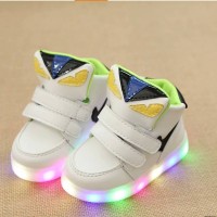 Jual SEPATU LAMPU FENDI PUTIH LED Shoes Anak Boots Karakter Diskon Import Murah