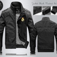 Jual Jaket Waterproof Real Madrid LTD | bola futsal gunung anti angin Murah