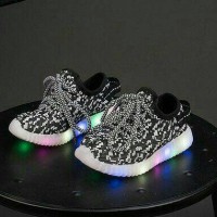 Sepatu walker anak import kets hitam black leopard tali ada lampu LED
