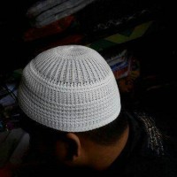 Jual Peci Rajut / Peci Murah / Peci Hitam Putih Polos Murah