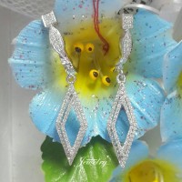 PROMO Anting Giwang Emas Berlian 0,53 Carat Sepasang Natural Diamond