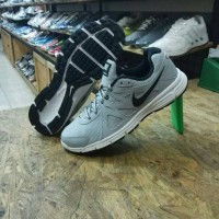 Sepatu NIKE REVOLUTION 2 Original (Made in Indonesia)