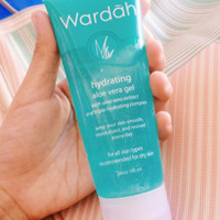 Wardah aloe vera gel pelembab kulit wajah - 100ml