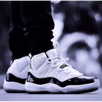 sepatu basket pria nike air jordan putih made in vietnam