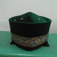 Jual Songkok uje bludru hijau motif renda emas Murah