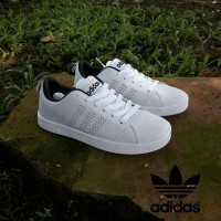 sepatu kets/sepatu polos/sepatu santai/sepatu kerja/adidas