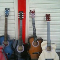 Jual HOT PROMO PAKET GITAR AKUSTIK PEMULA BONUS MERAJALELA Murah