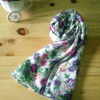 square / hijab segi empat/ segi empat motif / kerudung yoya