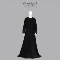 Gamis arsy black by elmika hijrah