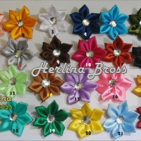 Jual bros jilbab/souvenir/aksesoris hijab/brocch/ bunga daimen Murah