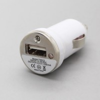 Charger Mobil USB (untuk iPhone / Samsung / Nokia / Game Console)