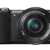 Sony Alpha 5000L / A5000L / ILCE 5000L Lens SELP16-50mm Black