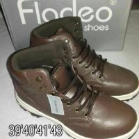 sepatu sandal cowok branded murah merk nevada merk fladeo