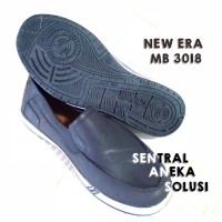 Jual att / sankyo / new era sepatu karet fomal hitam / putih pantofel keren Murah