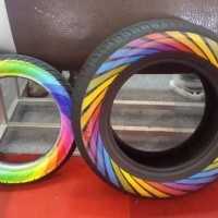 Spidol untuk Ban Mobil atau Motor