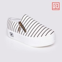 Jual Sepatu Wanita Slip On Striped White Adorable JJ 88887185 Murah