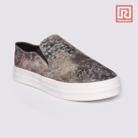 Jual Sepatu Wanita Slip On Floral Brown Adorable JJ 88864412 Murah