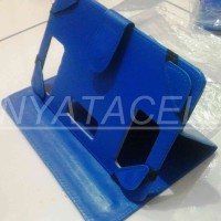Sarung Tab Universal 7 Inch /Tablet/Book cover/Bookcover/Advan 704