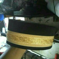 Jual peci kalimantan bludru size dewasa & anak 0-9/Ready/murah/bisa nego Murah