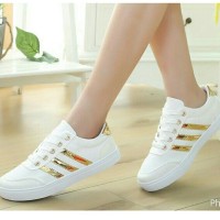Jual Sepatu Flat Shoes Sandal Wedges Boot Boots Kets Hak Tinggi Tali