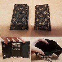 Jual Gantungan Kunci motif LV Dompet STNK motor mobil pria cowok cewek Murah