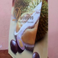 Jual COKLAT GULLIVER DURIAN 110 GR Murah