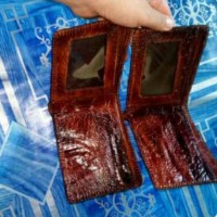 Dompet Lipat Pria bahan Kulit Buaya Asli Khas Merauke Papua (DPBAR-02)
