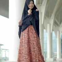 Cerry Set Sparkle Orange Hijab Alila