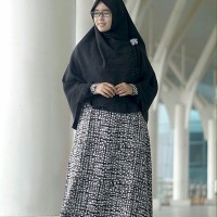 Cerry Set Sparkle Stone Hijab Alila