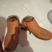 sepatu kulit semi boots levis 501